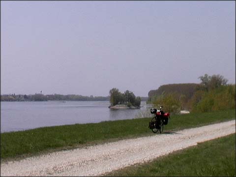 Ende des Donauradwegs